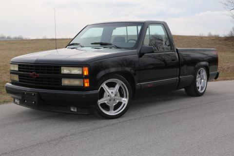 TQ Coil-Over System For 1990-1993 C1500 454Ss 2WD Front And Rear TQ Coil-Over Upper And Lower Strongarms Rear Wishbone System For 14 Bolt Heavy Duty 2 Inch Drop Spindles And Front Sway Bar Ridetech