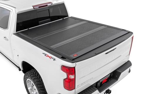 Hard Low Profile Bed Cover 5 Foot 10 Inch Bed Chevy/GMC Sierra 1500 (19-26)/Silverado 1500 (19-26) Rough Country