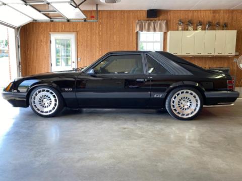 American Thunder Cat-Back Exhaust System 1987-1993 Ford Mustang Lx With 5.0L Engine Fits Coupes And Convertibles. Also Fits 1986 Mustang Gt With 5.0L Aggressive Sound Flowmaster