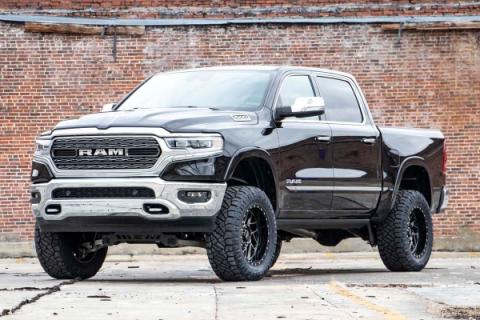 5 Inch RAM Suspension Lift Kit w/V2 Shocks 19-Up RAM 1500 4WD Air Ride Rough Country
