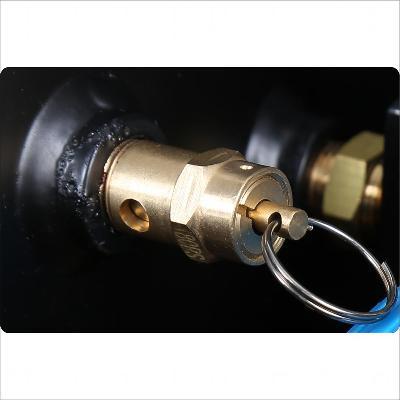 On-Board Air in Portable Case Bulldog Winch