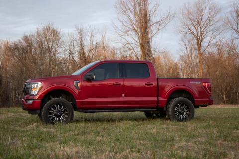 3 Inch Lift Kit Fabbed UCA N3 Struts 2021 Ford F-150 4WD Rough Country