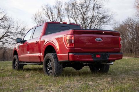3 Inch Lift Kit Fabbed UCA N3 Struts 2021 Ford F-150 4WD Rough Country