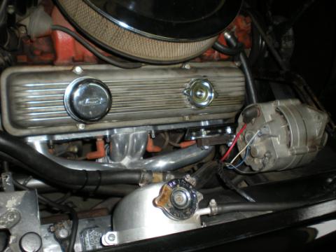 Scavenger Series Elite Header Fits 1957-1974 Corvette, Universal Center Dump, 327/350, V8, Shorty Headers 1-5/8 inch Primary 16 Gauge Tubing 3/8 Inch Flange Silver Ceramic Coating Carb Eo D-698, 409S Stainless Steel Flowmaster