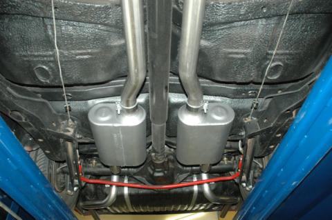 American Thunder Crossmember-Back Exhaust System Fits 1968-1972 GM A-Bodies With V8 Engine 2.50-Inch Stainless Steel Pipes Aggressive Sound Flowmaster