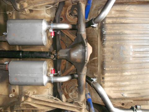 American Thunder Crossmember-Back Exhaust System Fits 1968-1972 GM A-Bodies With V8 Engine 2.50-Inch Stainless Steel Pipes Aggressive Sound Flowmaster