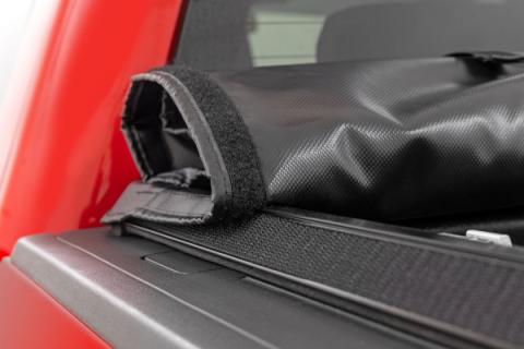 Soft Roll Up Bed Cover 5 Foot 9 Inch Bed Silverado/Sierra 1500 (14-18 &amp; Classic) Rough Country
