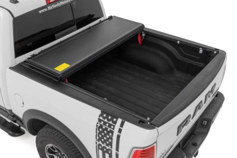 Hard Low Profile Bed Cover 5 Foot 7 Inch Bed No Rambox Ram 1500 2WD/4WD (2009-2018 &amp; Classic) Rough Country