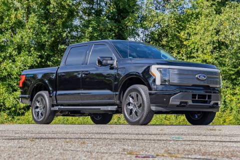 3/4 Inch Front Leveling Kit Lowers Rear 1.5 Inches Ford F-150 Lightning (22-26) Rough Country