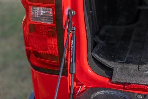 Tailgate Assist Silverado/Sierra 1500/2500HD/3500HD (07-18 &amp; Classic) Rough Country