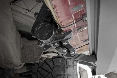 Power Running Boards Dual Electric Motor Chevy/GMC Tahoe/Yukon (15-20) Rough Country