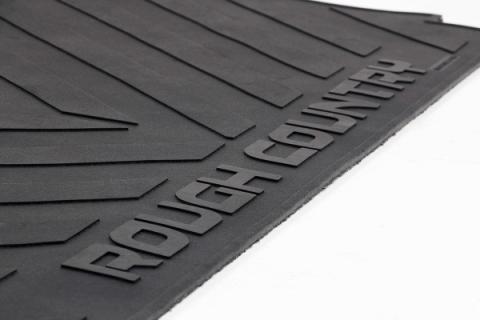 Bed Mat 5 Foot Bed RC Logo Nissan Frontier 2WD/4WD (2005-2026) Rough Country