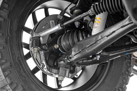 3.5 Inch GM Suspension Lift Knuckle Kit w/ Vertex and V2 Shocks (14-18 1500 PU 4WD Aluminum and Stamped Steel) Rough Country