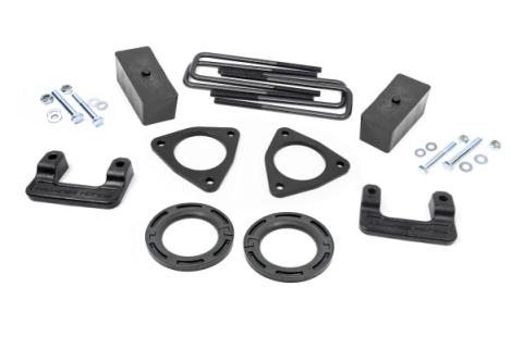 2.5 Inch Leveling Lift Kit 16-18 Silverado/Sierra 1500 Stamped Steel Rough Country