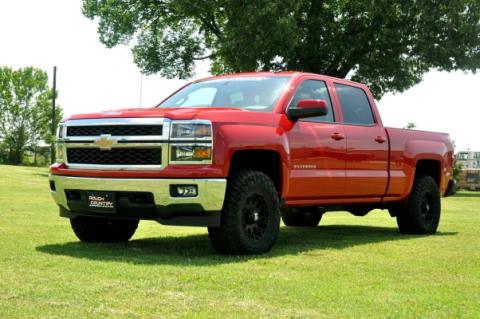 2 Inch Leveling Lift Kit Red Billet Aluminum 07-20 Avalanche SUV/07-18 1500 Rough Country