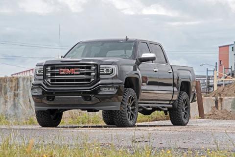 3.5 Inch Suspension Lift Kit Upper Control Arms N3 Struts 14-16 Silverado/Sierra 1500 4WD Rough Country