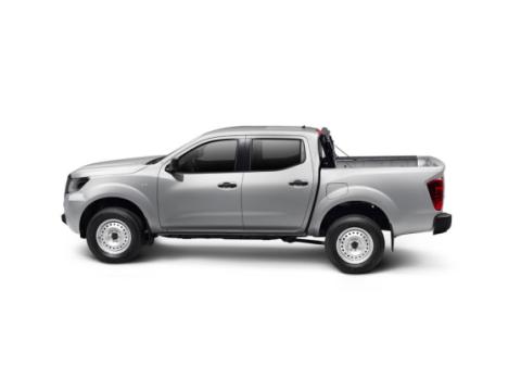 BAKFlip G2 Hard Folding Truck Bed Cover 2004-2015 Nissan Titan 5 Foot 7 Inch Bed BAK
