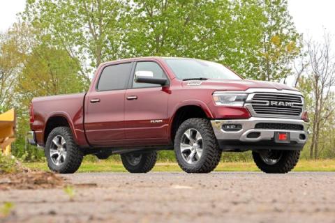 3.5 Inch Ram Bolt-On Lift Kit w/ N3 Struts and Rear N3 Shocks 19-Up Ram 1500 4WD) Rough Country