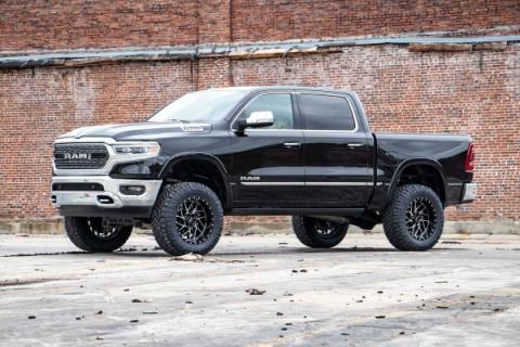 5 Inch RAM Suspension Lift Kit 19-20 RAM 1500 4WD Air Ride/22XL Wheels Rough Country