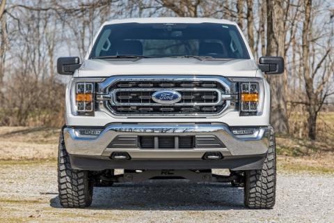 4 Inch Lift Kit with N3 Shocks 21-22 Ford F-150 2WD Rough Country