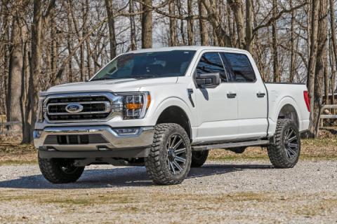 4 Inch Lift Kit with N3 Shocks 21-22 Ford F-150 2WD Rough Country