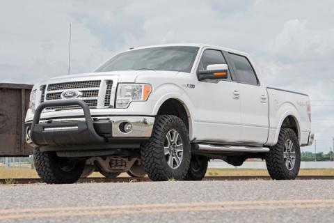 3 Inch Lift Kit M1 Struts Red Ford F-150 4WD (2009-2013) Rough Country