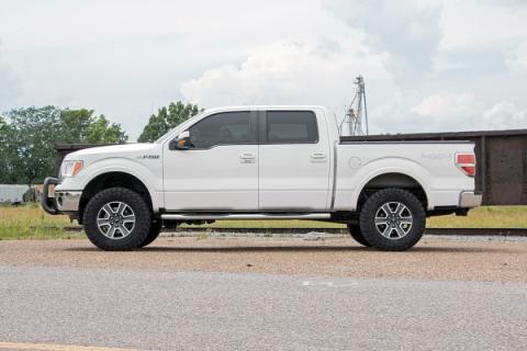 3 Inch Lift Kit M1 Struts Red Ford F-150 4WD (2009-2013) Rough Country