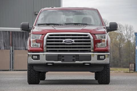 2.0 Inch Ford Leveling Lift Kit w/ Vertex and V2 Shocks (14-20 F-150) Rough Country