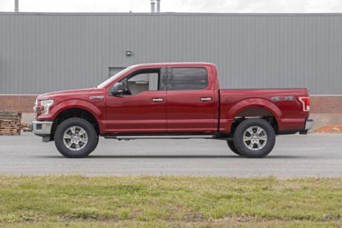 2.0 Inch Ford Leveling Lift Kit w/ Vertex and V2 Shocks (14-20 F-150) Rough Country