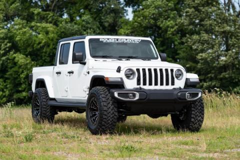 2.5 Inch Leveling Kit Spacers M1 Jeep Gladiator JT 4WD (2024-2025) Rough Country