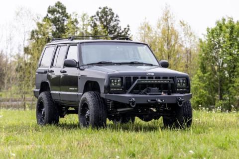 3 Inch Jeep Suspension Lift System N3 Shocks 84-01 Cherokee XJ Rough Country