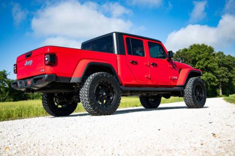 3.5 Inch Lift Kit Springs with V2 Shocks 20-Up Jeep Gladiator JT 4WD Rough Country