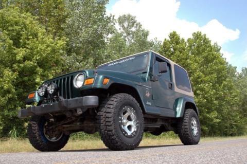 2 Inch Lift Kit M1 Jeep Wrangler TJ (97-06)/Wrangler Unlimited (04-06) Rough Country