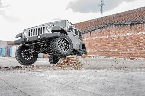 4 Inch Jeep Suspension Lift Kit Premium N3 Shocks 07-18 Wrangler JK Unlimited Rough Country
