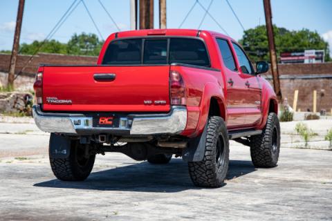 3.5 Inch Toyota Vertex and V2 Bolt-On Lift w/Rear Leaf Springs 05-21 Toyota Tacoma Rough Country