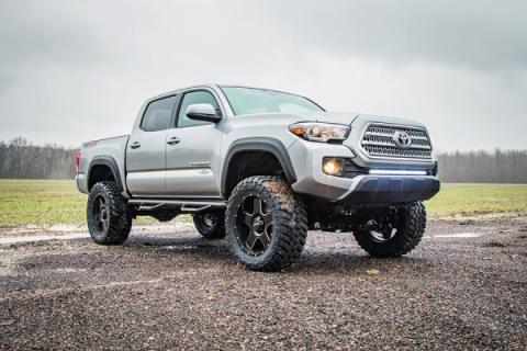 4 Inch Toyota Suspension Lift Kit 16-20 Tacoma 4WD/2WD Rough Country