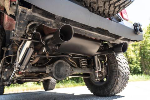 Jeep Dual Outlet Performance Exhaust - Black 07-18 Wrangler JK Rough Country