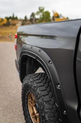 Defender Pocket Fender Flares Flat Black Toyota Tundra 2WD/4WD (14-21) Rough Country