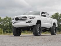 6 Inch Toyota Suspension Lift Kit 05-15 Tacoma 4WD/2WD Rough Country