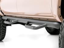 Toyota Wheel to Wheel Nerf Steps 05-20 Tacoma Double Cab 5 Foot Bed Rough Country