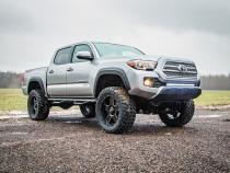 4 Inch Lift Kit M1 Struts/M1 Toyota Tacoma 2WD/4WD (2016-2023) Rough Country