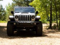 3.5 Inch Lift Kit C/A Drop 4-Door 392 Jeep Wrangler Unlimited (24-26) Rough Country