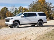 2 Inch Lift Kit M1 Struts Chevy/GMC SUV 1500 4WD (2021-2026) Rough Country
