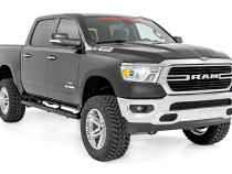 Dodge Oval Nerf Step Bars (19-20 Ram Crew Cab) Rough Country