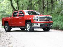 2.0 Inch GM Strut Leveling Kit 14-18 1500 PU Rough Country