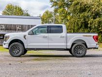 2.5 Inch Lift Kit 21-22 Ford F-150 Tremor 4WD Rough Country