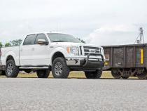 3 Inch Lift Kit M1 Struts Ford F-150 4WD (2009-2013) Rough Country