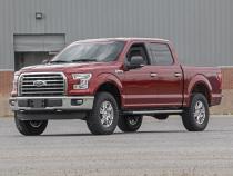 2.0 Inch Ford Leveling Lift Kit w/ Vertex (14-20 F-150) Rough Country