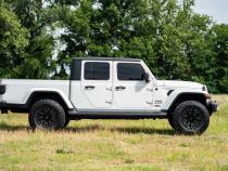 2.5 Inch Leveling Kit Spacers M1 Jeep Gladiator JT 4WD (2024-2025) Rough Country