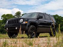 2 Inch Jeep Suspension Lift Kit 10-17 Patriot 4WD Rough Country